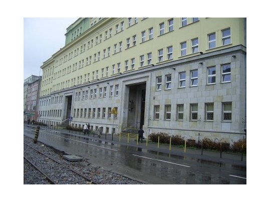 Realizacja czyszczenia elewacji Sądów w Łodzi